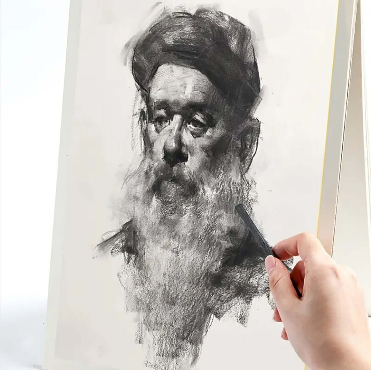 houtskoolstift tekening